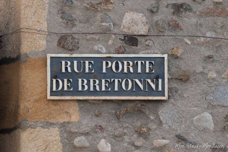 0023_porte-bretonnie_rue_plaque.jpg