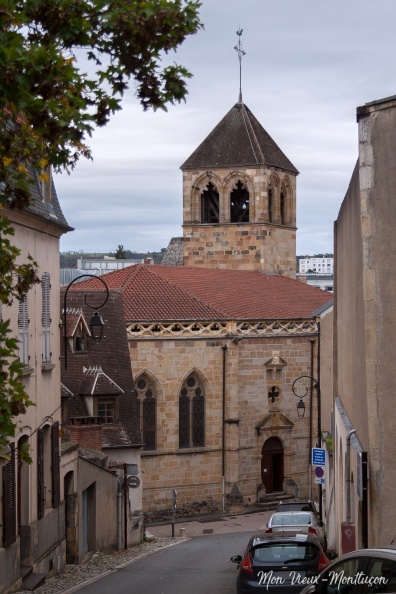 Église Notre-Dame vue de l'esplanade du Vieux Château 0072_notre-dame_eglise_esplanade.jpg