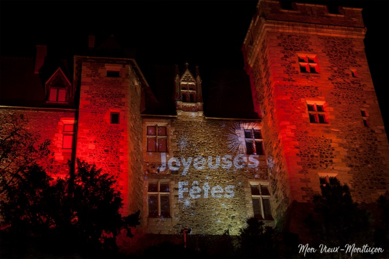 Vieux Château - vieux-chateau_joyeuses-fetes.jpg vieux-chateau_joyeuses-fetes.jpg