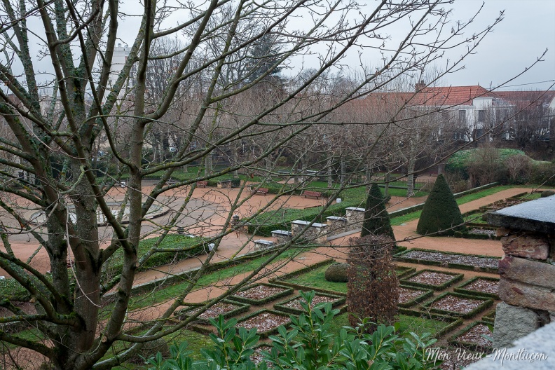 Jardin Wilson sous une très fine couche de neige 0088_jardin-wilson_neige.jpg