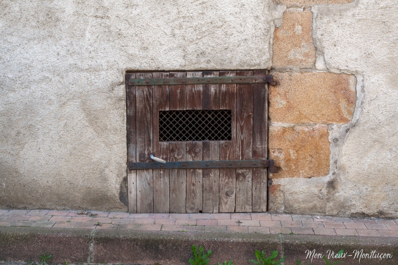 Rue Pierre Petit : petite porte 0159_pierre-petit_porte.jpg