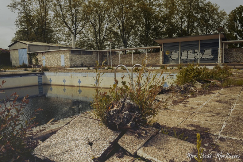 Restes de la piscine Saint-Jean : la buvette saint-jean_piscine-05.jpg