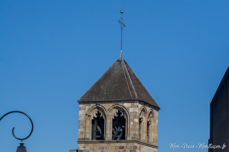 Église Notre-Dame : clocher vu de la rue du Château 0246_notre-dame_eglise_clocher-prison.jpg