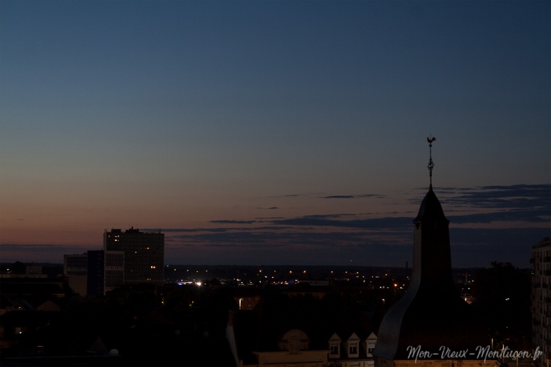 0247_saint-pierre_eglise_clocher-coq_nuit_esplanade.jpg