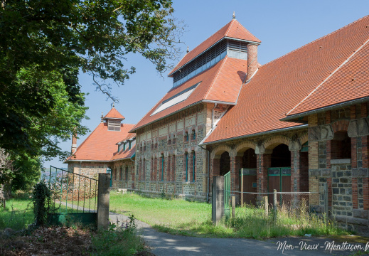 Écuries