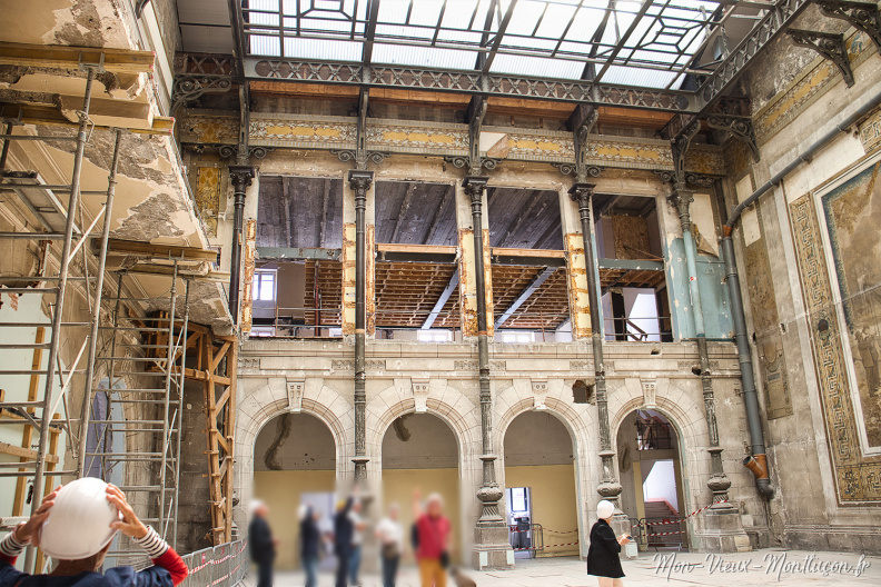 Travaux à l'hôtel de ville : structure de la salle des fêtes telle qu'elle était en 1912 0357_mairie_travaux-01.jpg